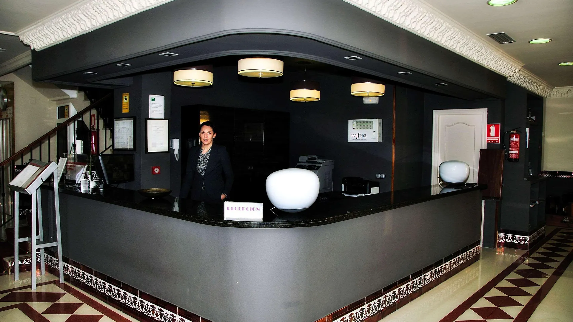 Hotel Sercotel Dona Carmela Sevilha