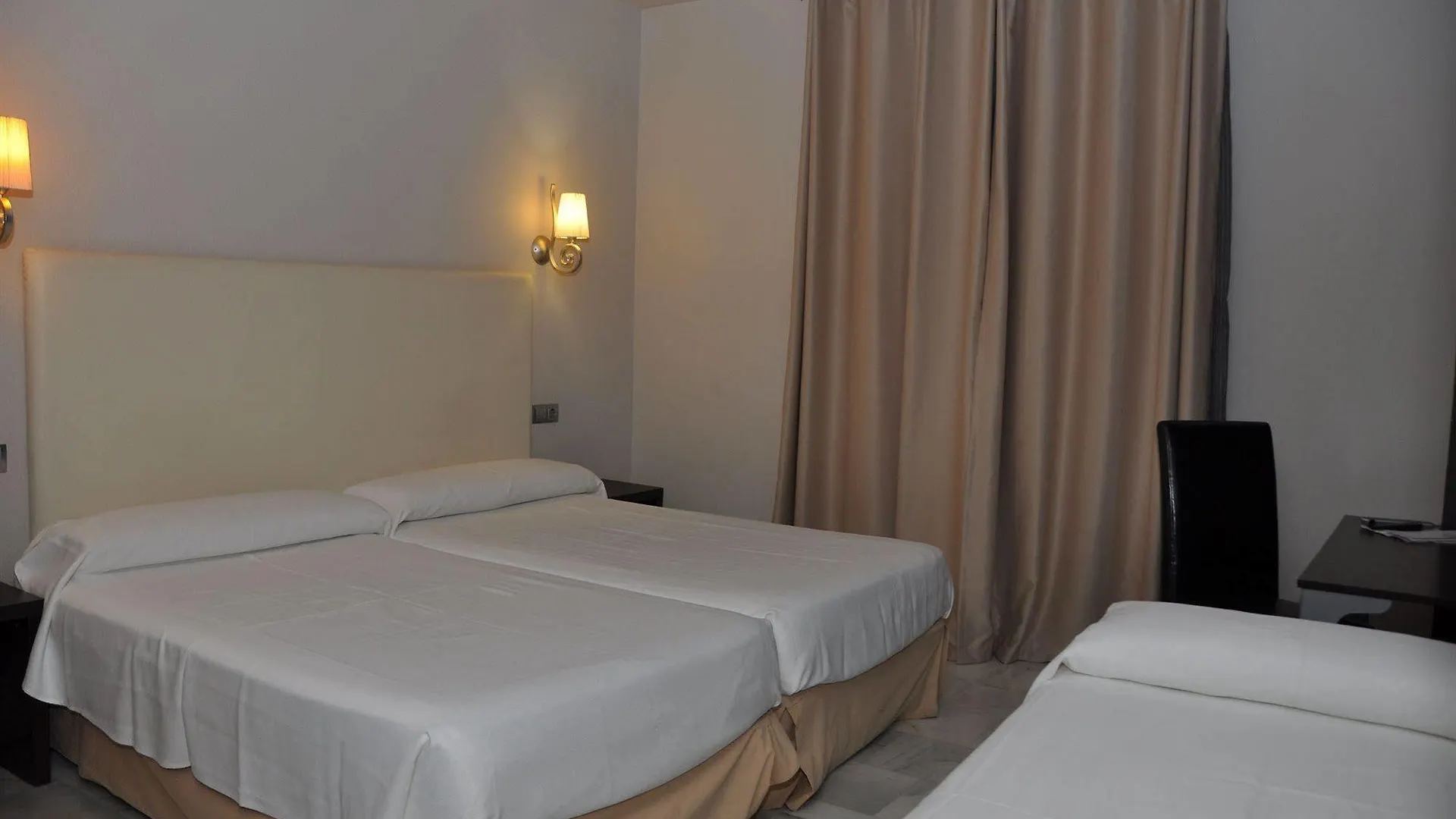 Hotel Sercotel Dona Carmela Sevilla