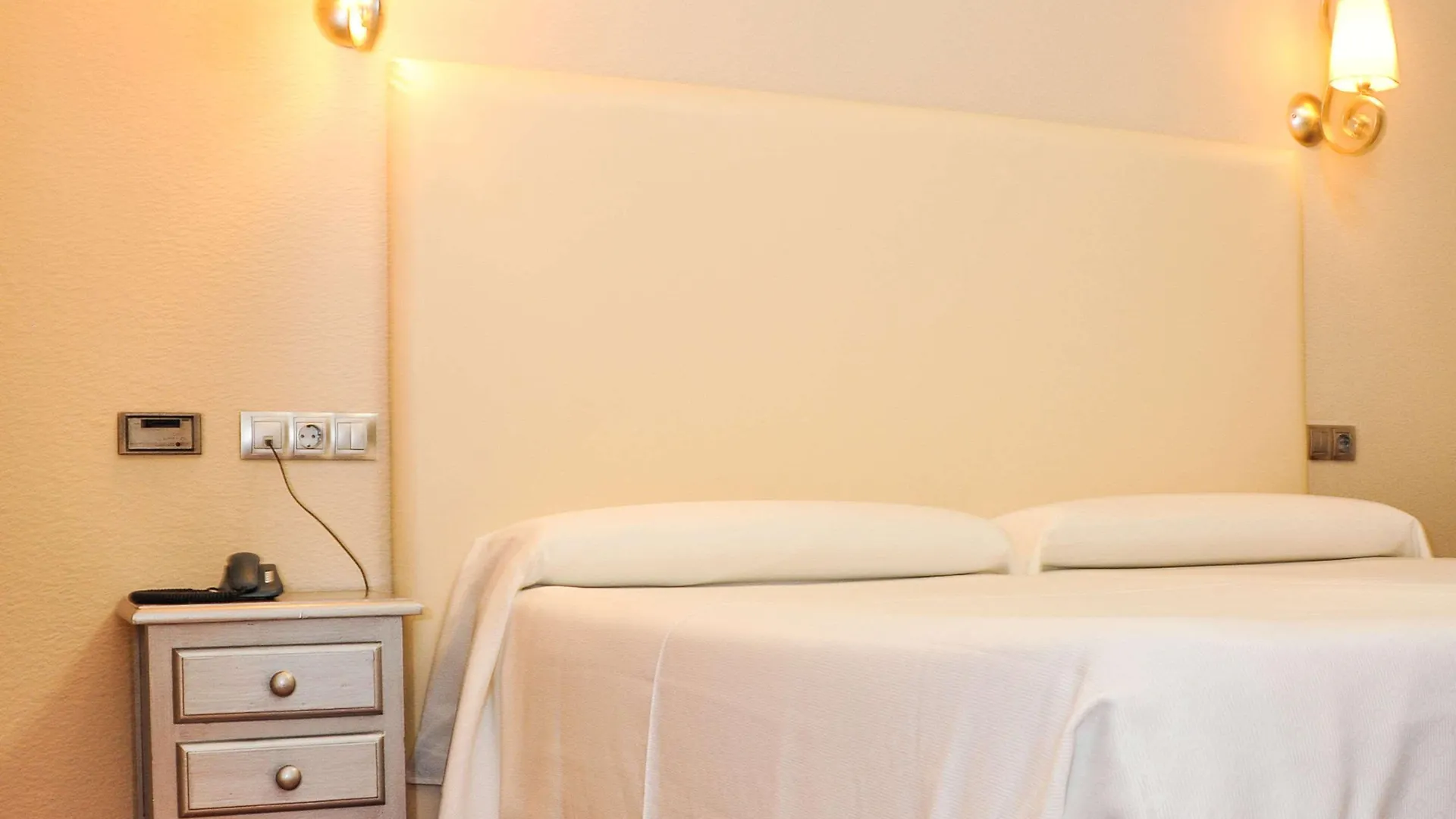 Hotel Sercotel Dona Carmela Siviglia
